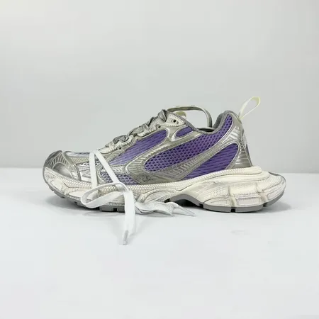 バレンシアガ スニーカー