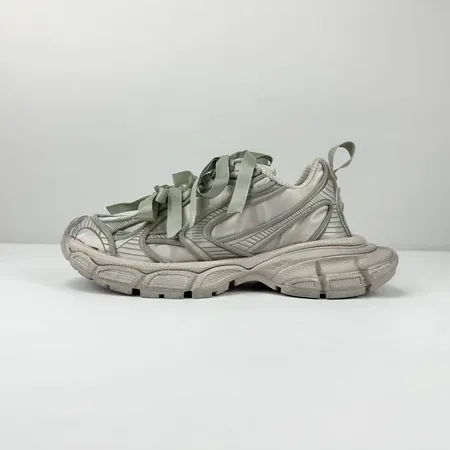 バレンシアガ スニーカー