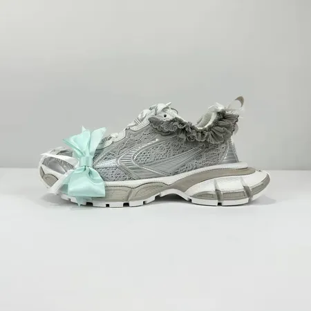 バレンシアガ スニーカー