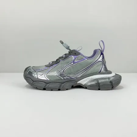 バレンシアガ スニーカー