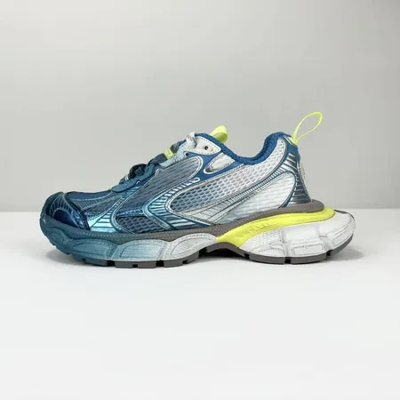 バレンシアガ スニーカー