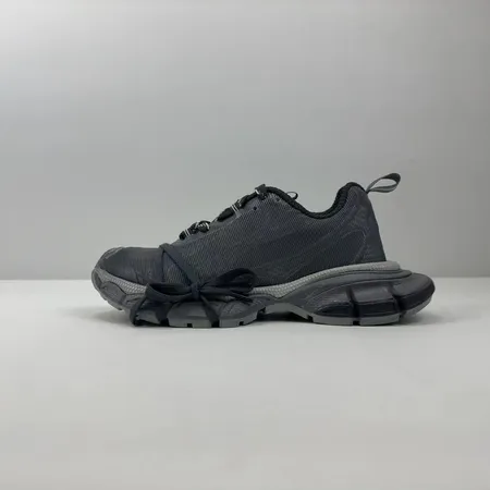 バレンシアガ スニーカー