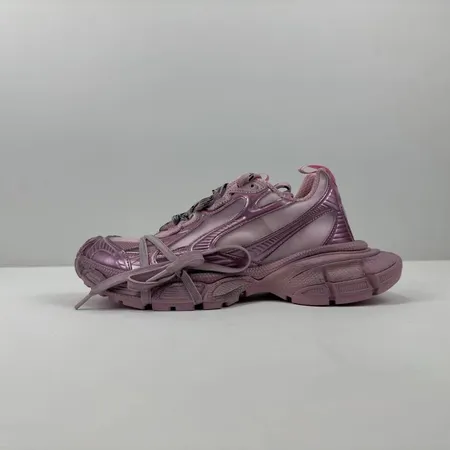 バレンシアガ スニーカー