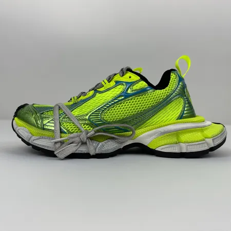 バレンシアガ スニーカー