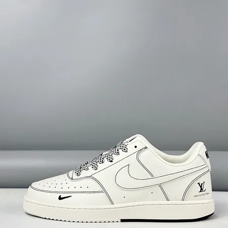 ナイキ カジュアルシューズ