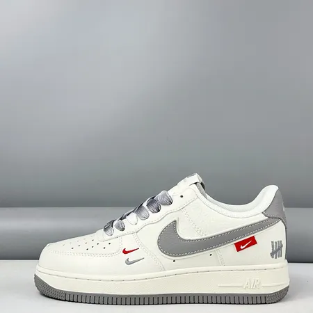 ナイキ カジュアルシューズ