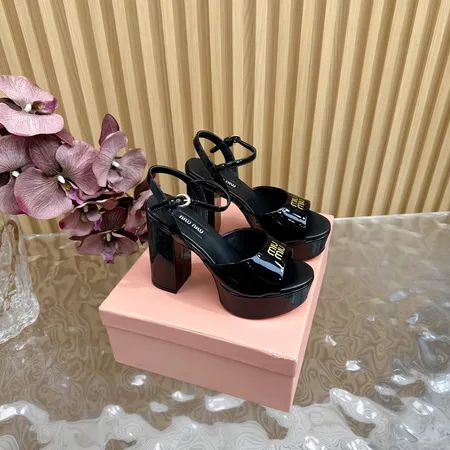 ミュウミュウ サンダル