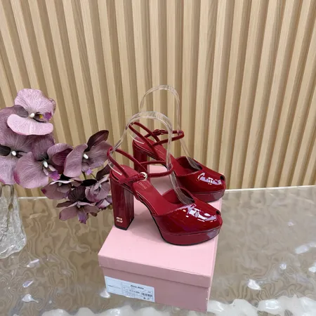 ミュウミュウ サンダル