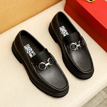 フェラガモ ビジネスシューズ