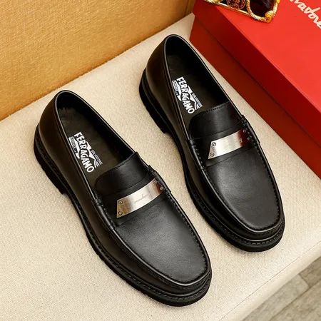 フェラガモ ビジネスシューズ