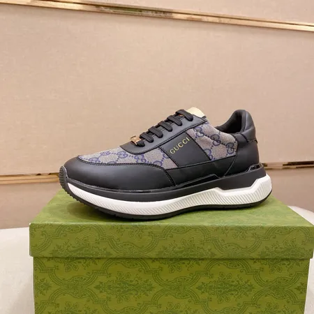 グッチ スニーカー