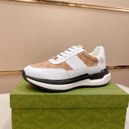 グッチ スニーカー