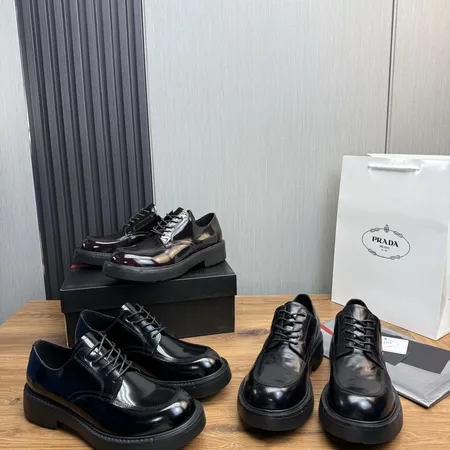プラダ ビジネスシューズ
