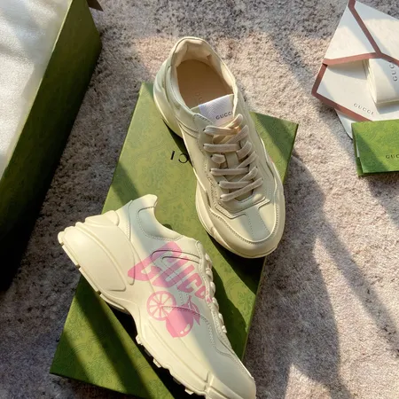 グッチ スニーカー