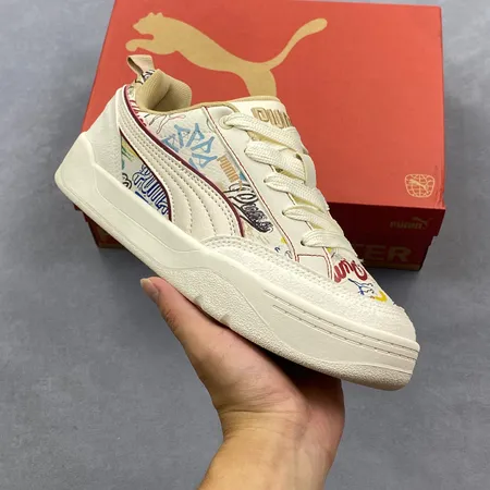 プーマ カジュアルシューズ