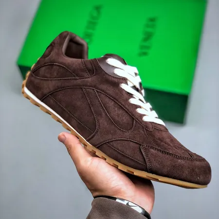 ボッテガ ヴェネタ カジュアルシューズ