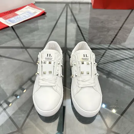 ヴァレンティノ カジュアルシューズ