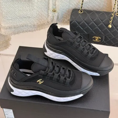 シャネル スニーカー