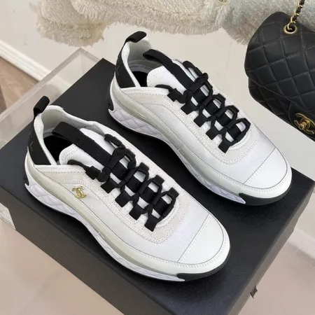 シャネル スニーカー
