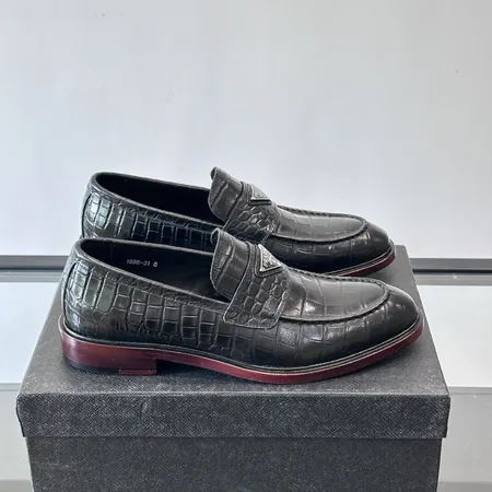 プラダ ビジネスシューズ