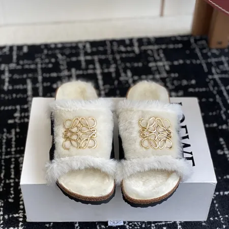 ロエベ スリッパ