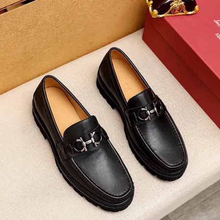 フェラガモ ビジネスシューズ