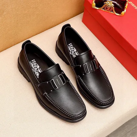 フェラガモ ビジネスシューズ