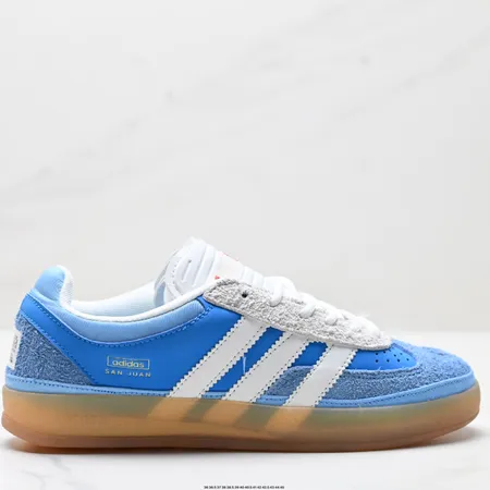 アディダス カジュアルシューズ