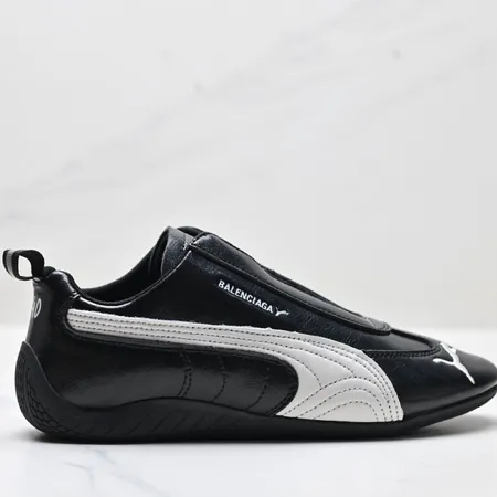 プーマ カジュアルシューズ