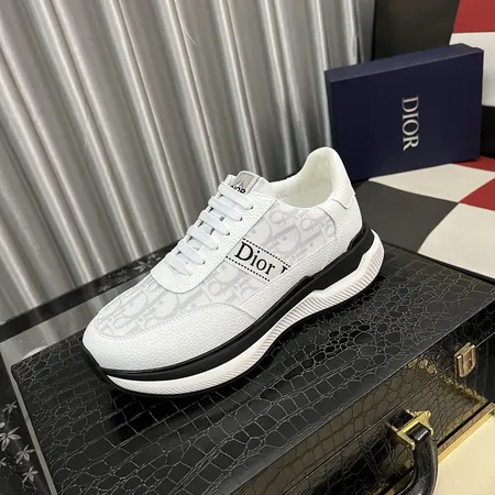 ディオール カジュアルシューズ