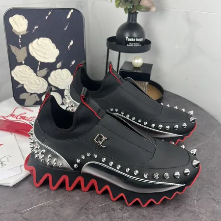 クリスチャン・ルブタン カジュアルシューズ