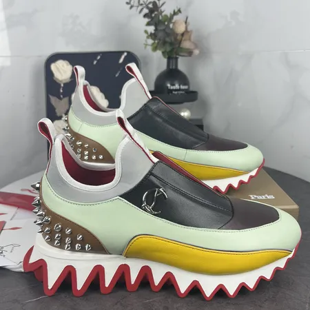 クリスチャン・ルブタン カジュアルシューズ