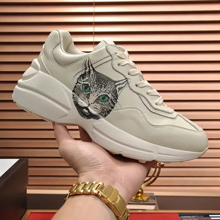 グッチ スニーカー