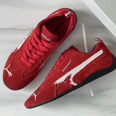 プーマ スニーカー