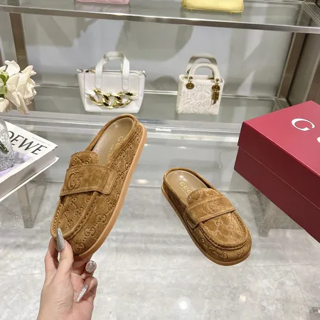 グッチ スリッパ
