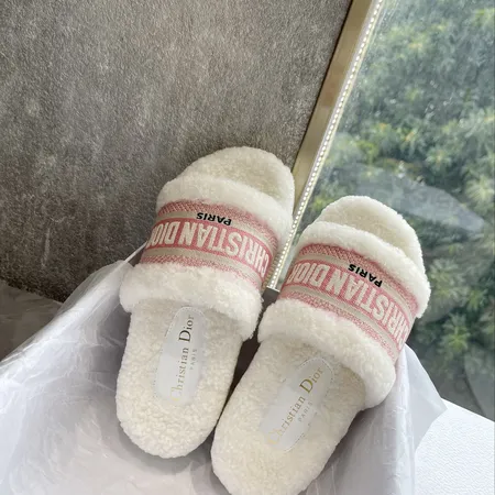 ディオール スリッパ