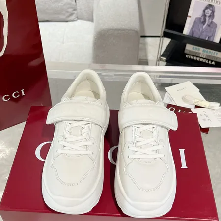 グッチ スニーカー