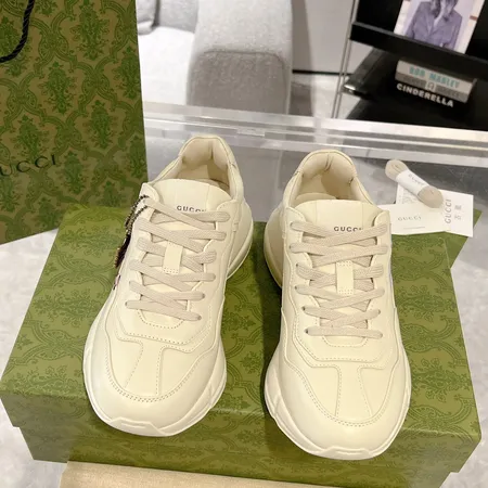グッチ スニーカー