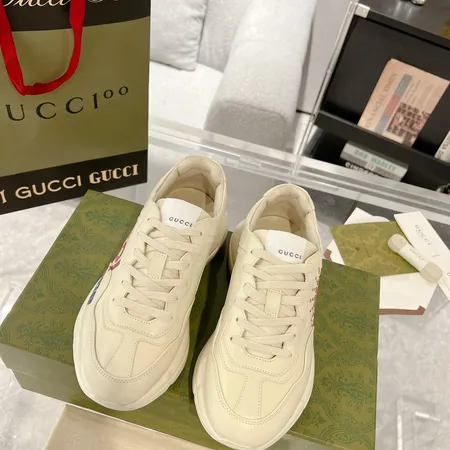 グッチ スニーカー