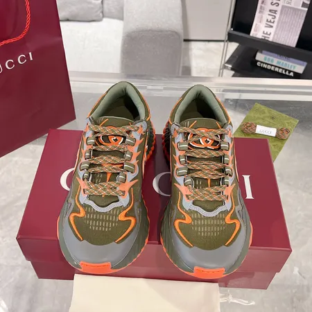 グッチ スニーカー