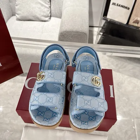 グッチ サンダル