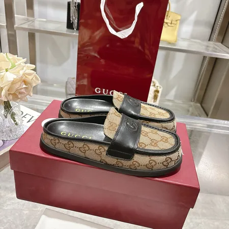 グッチ スリッパ