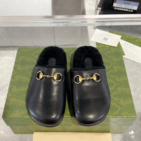 グッチ スリッパ