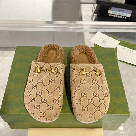 グッチ スリッパ