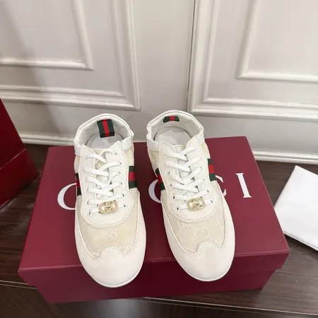 グッチ スニーカー