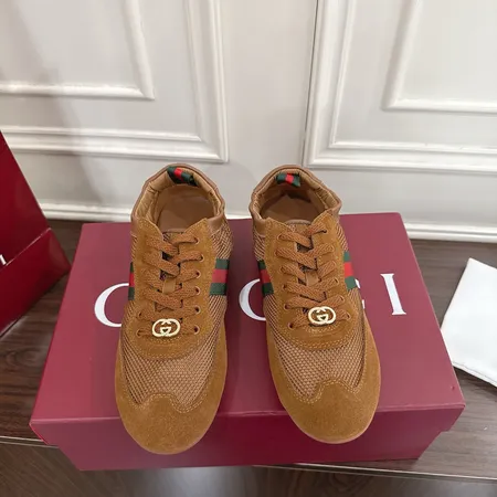 グッチ スニーカー
