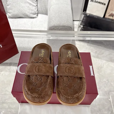 グッチ スリッパ