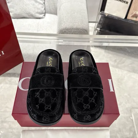 グッチ スリッパ