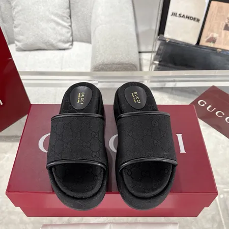 グッチ スリッパ