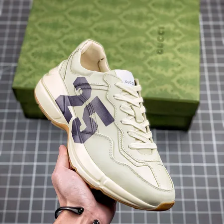 グッチ スニーカー